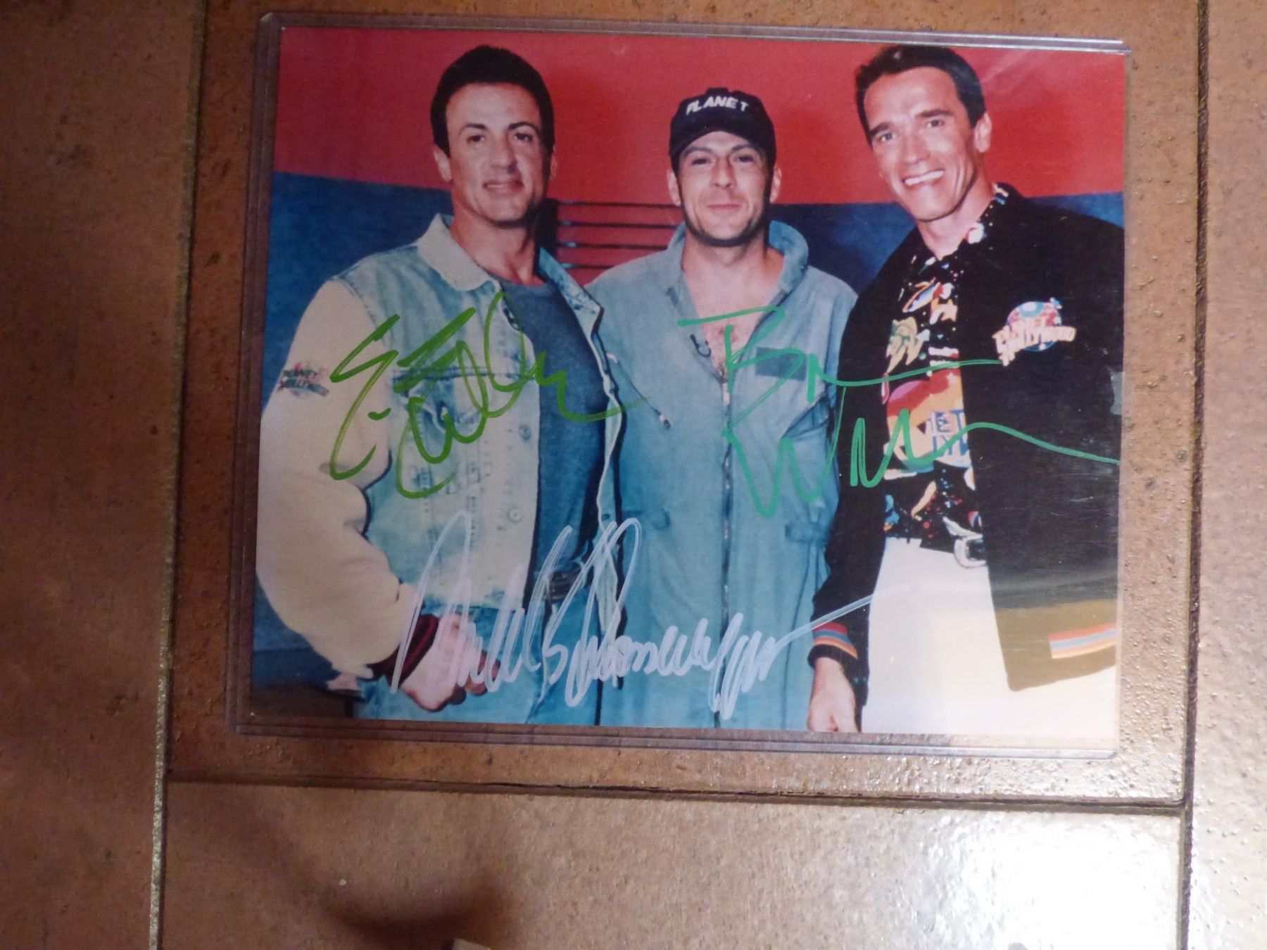 Autografi: Originalautogramm Schwazenegger Stallone Willis mit COA – Usato da rafz venduto da Ttt0071