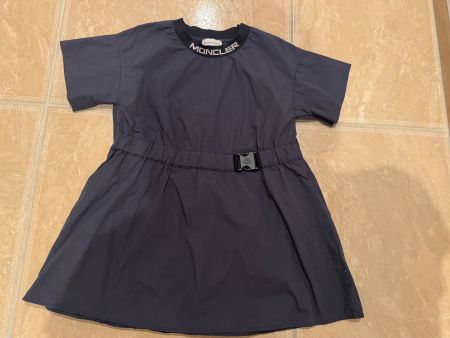 Moncler NWT süsses Tunika kleid, 8J 128