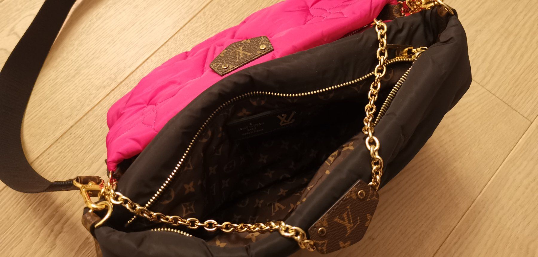 Louis Vuitton Borse da donna: Louis Vuitton Maxi Multi Pochette Accessoires (LV Pillow) – Usato da Küssnacht am Rigi venduto da Alca_TS_AG 1