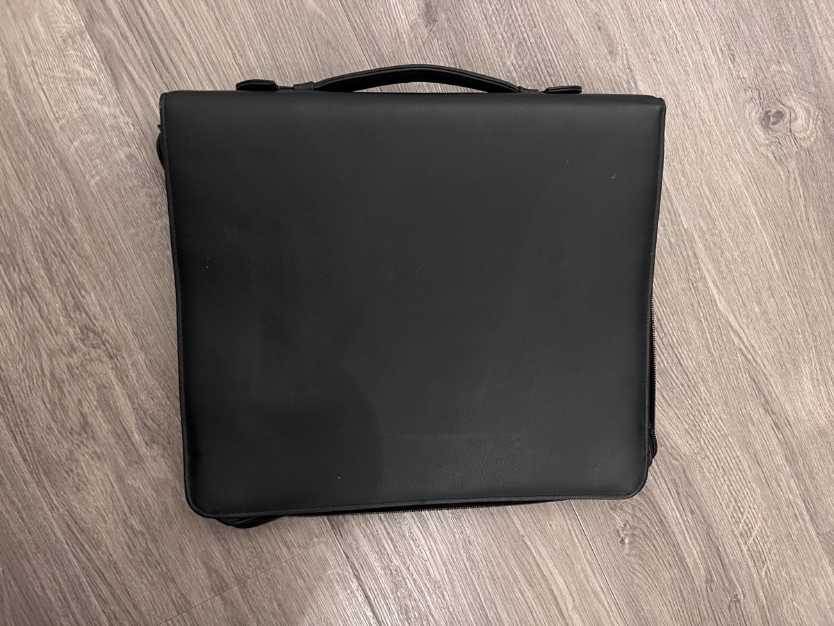 Valigie & Borse: Schwarze Leder Aktentasche, Collegemappe, Ringbuchmappe – Usato da Rothenburg venduto da Calabasas99