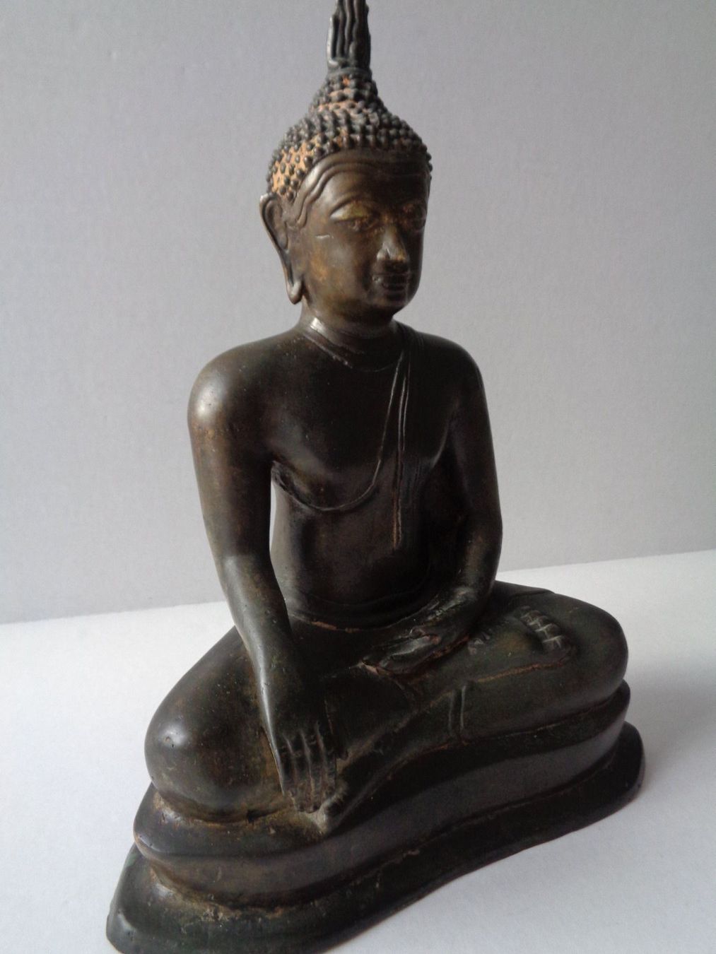 Skulpturen & Statuen: Alter Buddha aus Bronze - Thailand – Gebraucht aus Chur von omonia 1