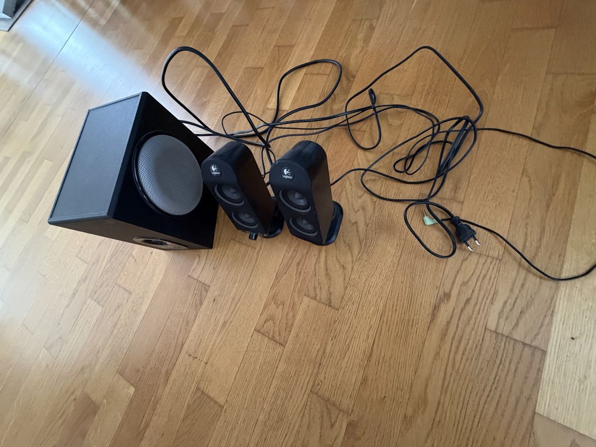 Logitech Casse acustiche: Tischlautsprecher mit Bass Logitech – Usato da Bern venduto da mareka27 1