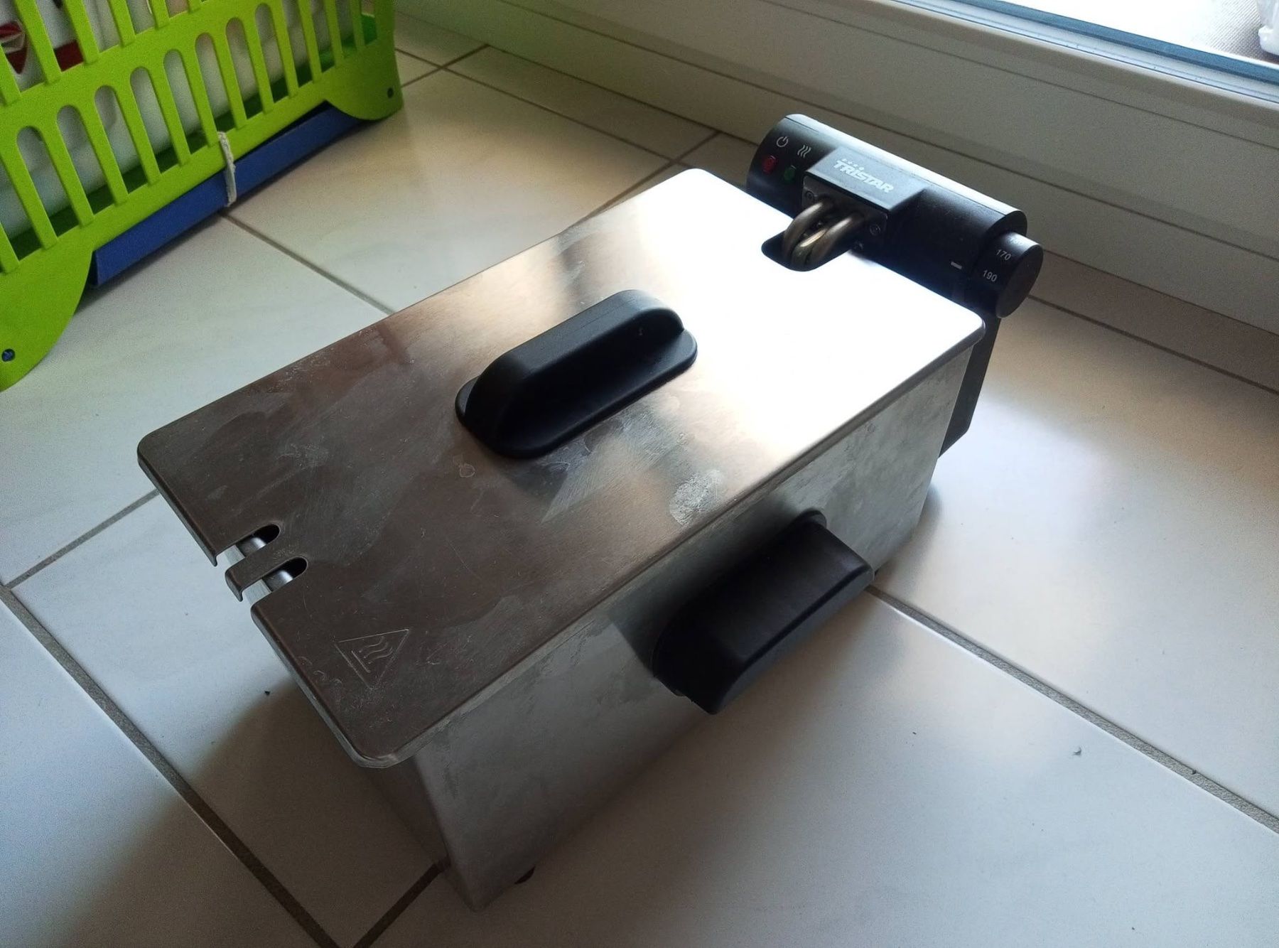 Küchengeräte: Friteuse Tristar – Gebraucht aus Bienne von Daniel_Schader
