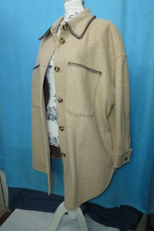 ZARA ÜBERGANGSJACKE BEIGE GE XL HEMD HINTEN LÄNGER NEU