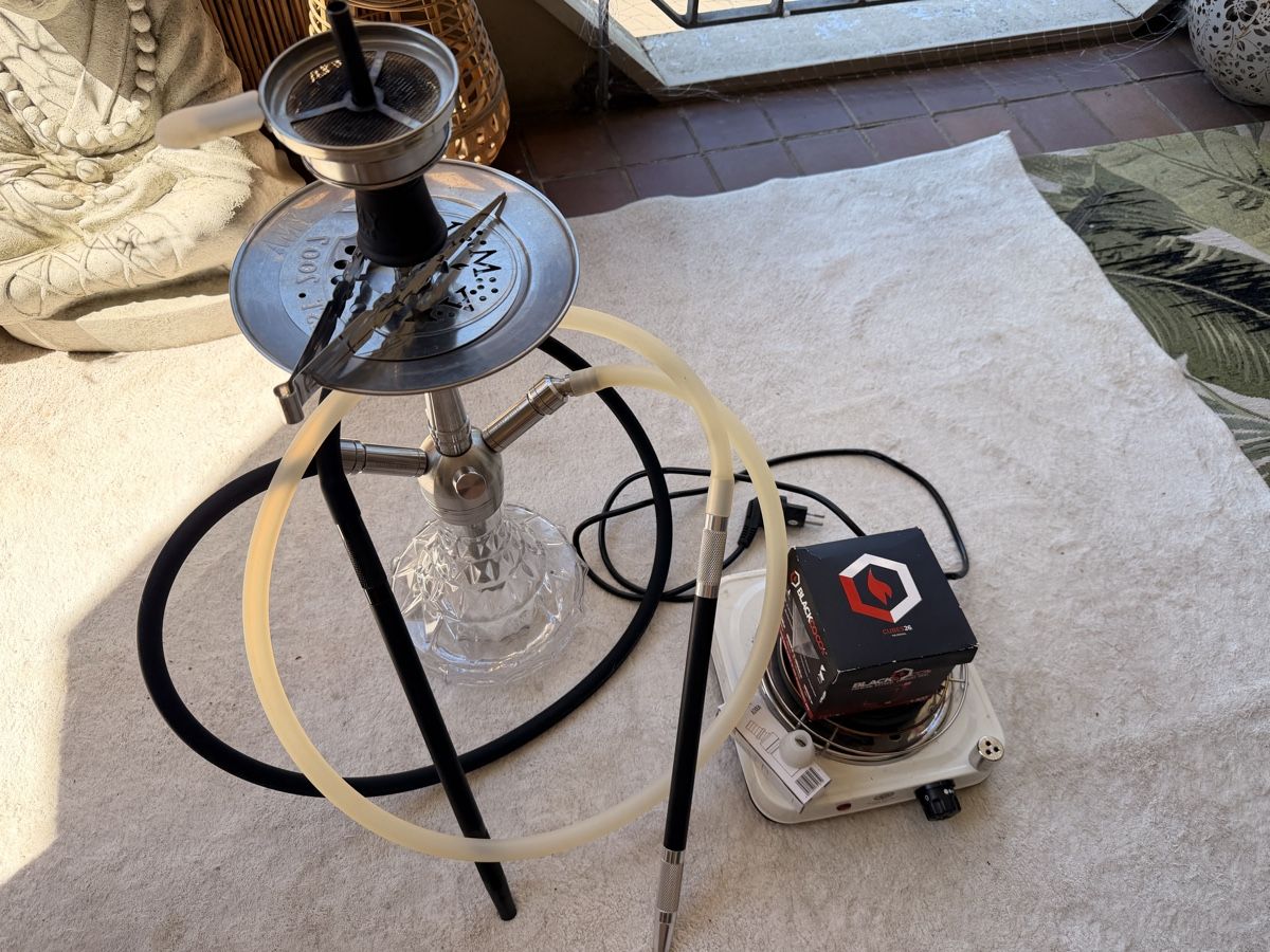 Amy Deluxe Narguilés: Wasserpfeife Shisha Set mit Heizplatte gebraucht – D'occasion à Nussbaumen AG par nad_lq9s