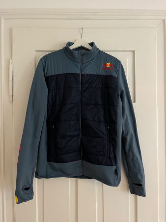 Red Bull Athletes Only Sportjacke Gr. L