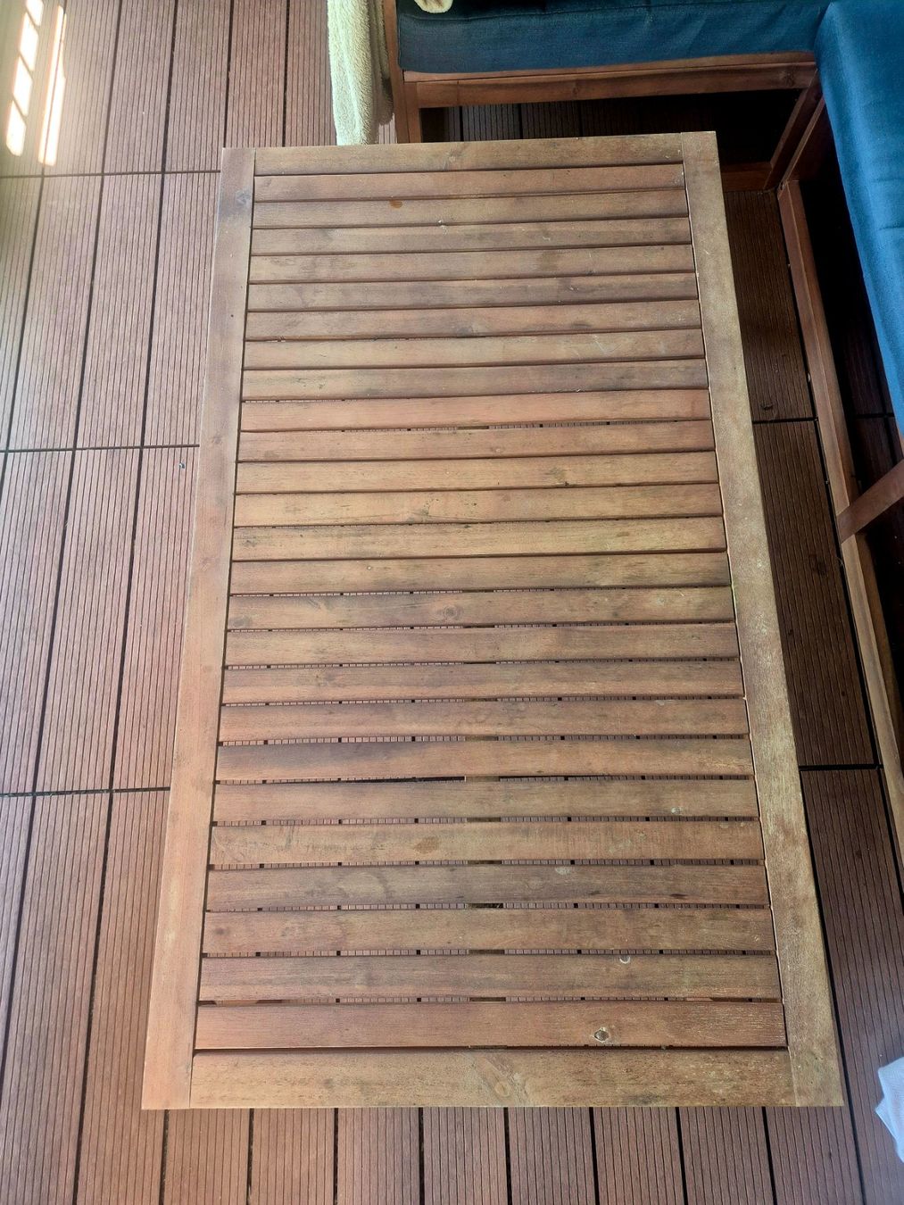 Tavoli: Couchtisch / Gartentisch / Balkontisch aus Holz – Usato da Luzern venduto da kat_6kt5 1
