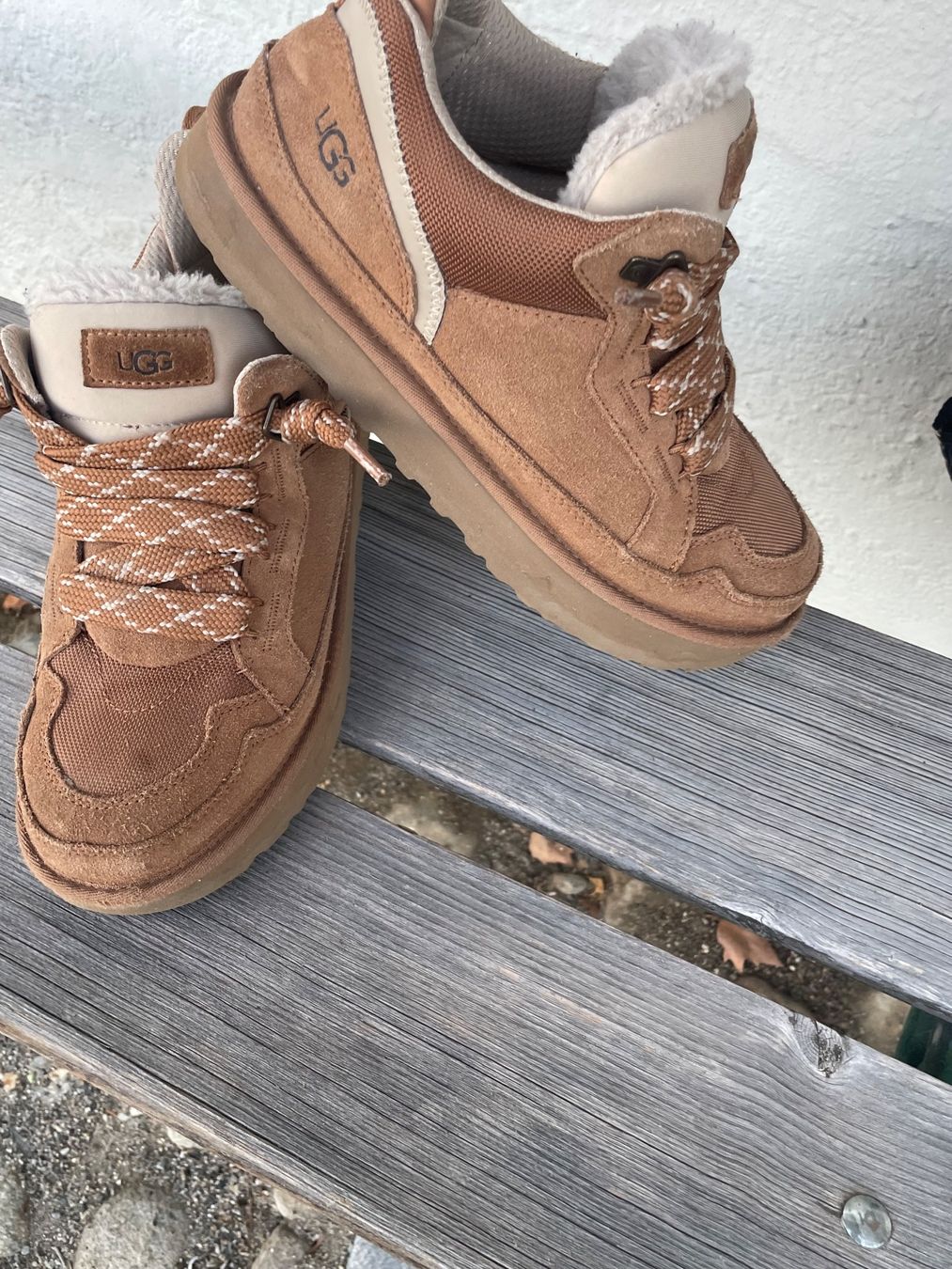 Ugg Scarpe da uomo: Baskets UGG marron, doublure chaude, occasion, 2025 – Usato da Jussy venduto da rob_yx8t 1