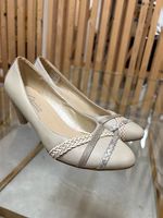 Damen Pumps High Heels Gr 40 neuwertig