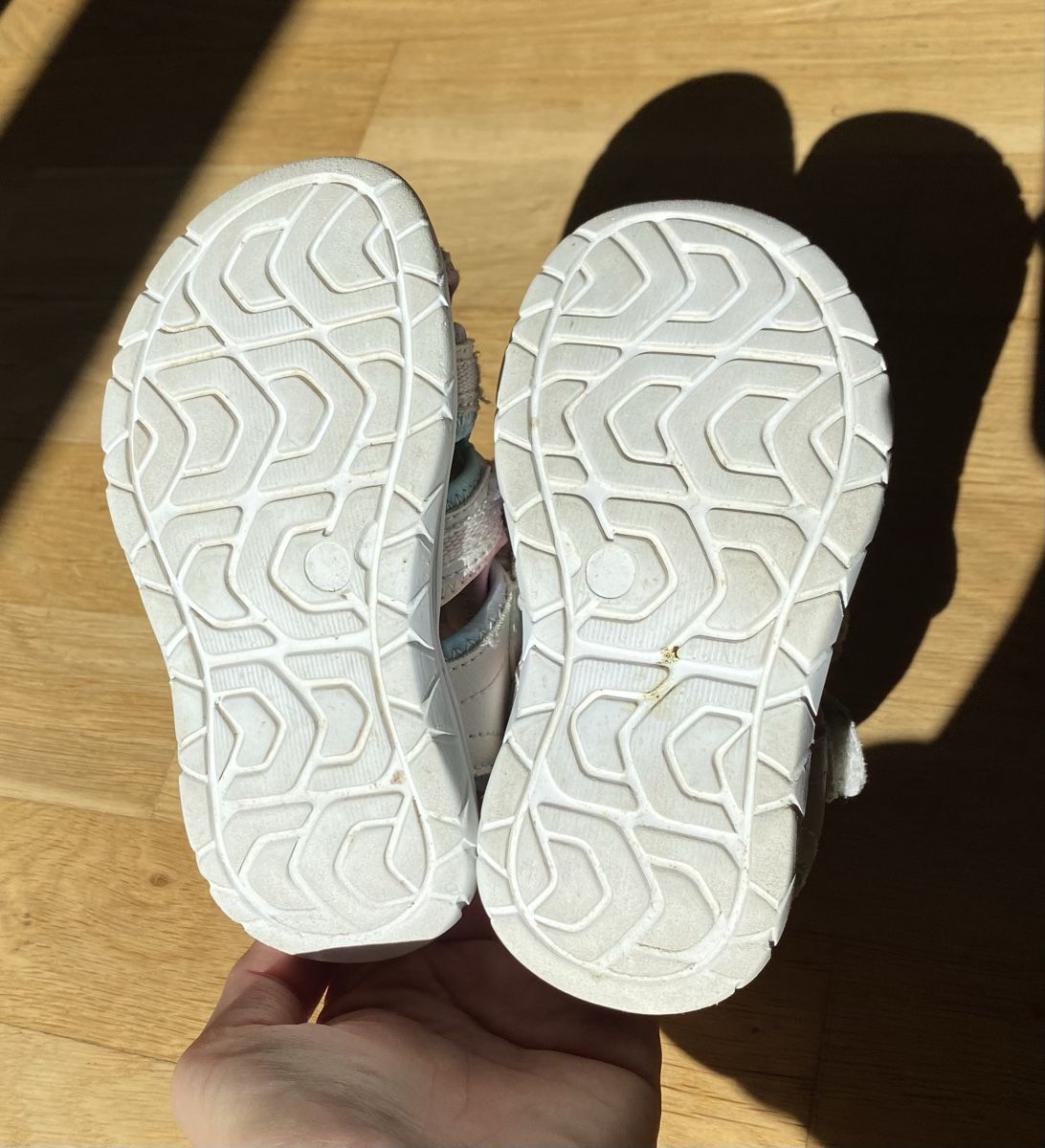 Next Scarpe per ragazze: NEXT sandals, size 8, 25-26 – Usato da Zürich venduto da Mariaov 4