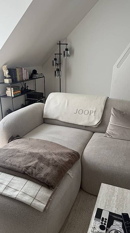 Sofas: Ecksofa 3-Sitzer Wendbar – Gebraucht aus Schlieren von kumsal.aykac 1