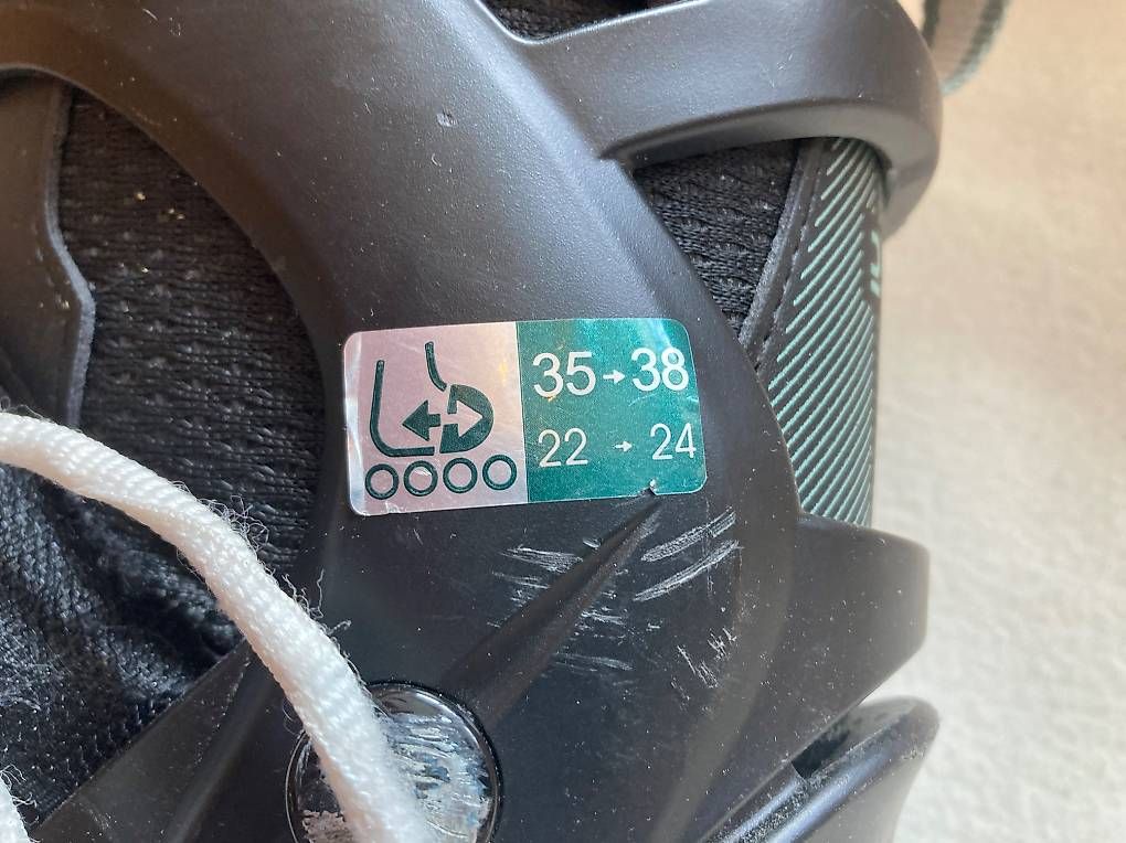 Patins à roul. & inline: Inline-Skates, grössenverstellbar von 35-38 – D'occasion à Jona par Andi797 1