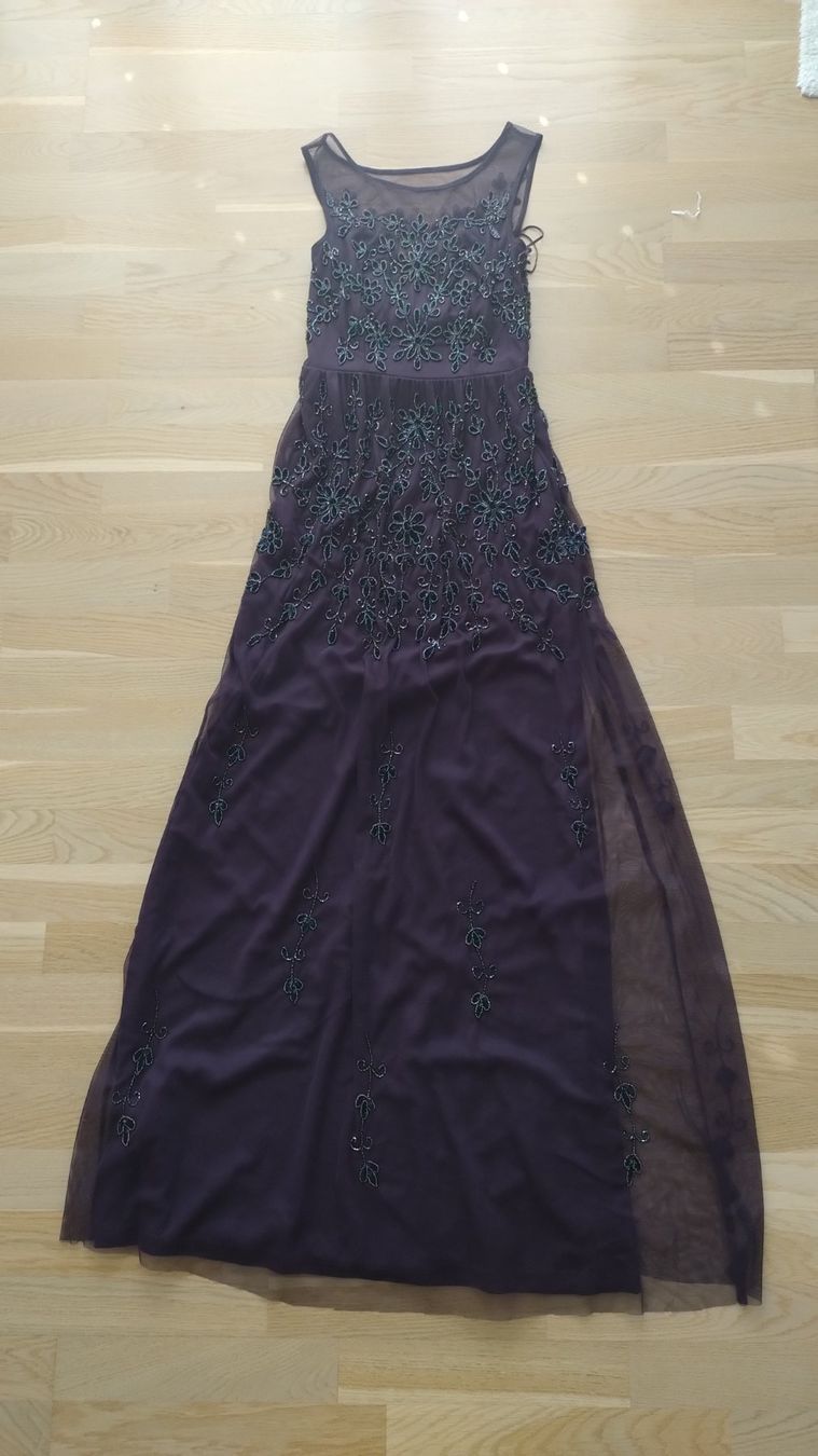 Vestiti: Wunderschönes Abendkleid von Lace & Beads – Usato da Frauenfeld venduto da Tropariana