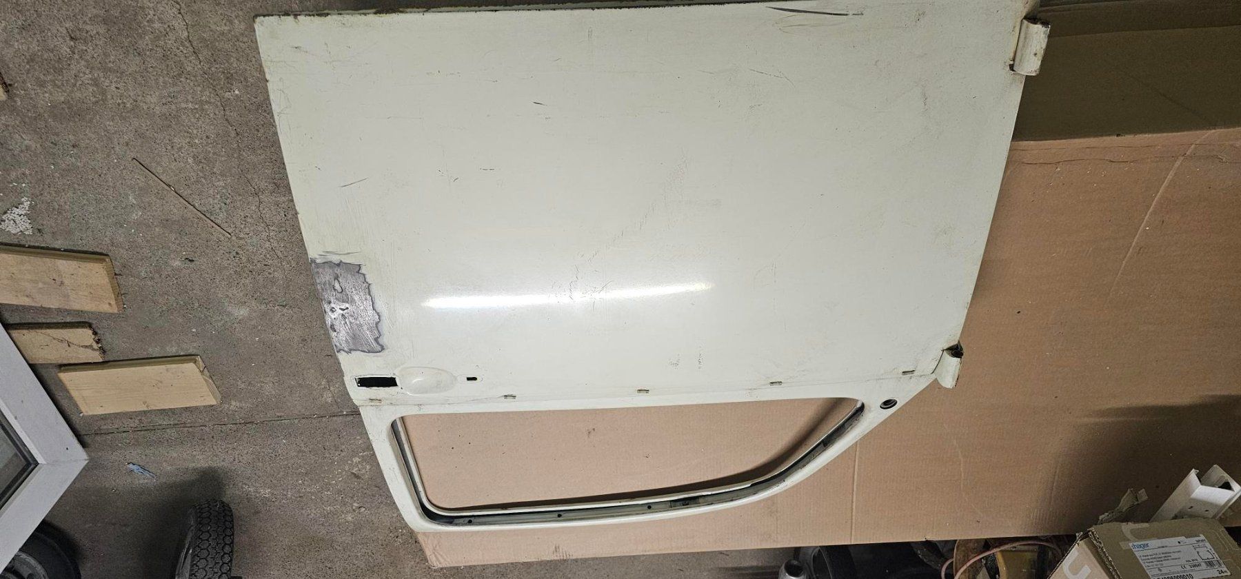 VW Tutti pezzi di ricambio auto: VW Käfer 1300 Türe links 1968 – Usato da Reinach AG venduto da 911356 2