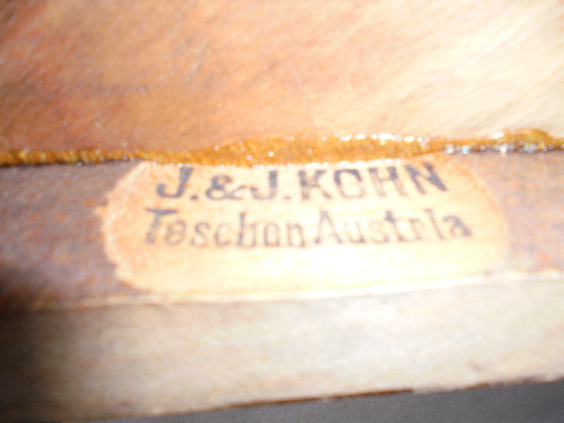 Poltrone: 1 J - J Kohn Coiffeurstuhl – Usato da Bern venduto da Truvaille 4