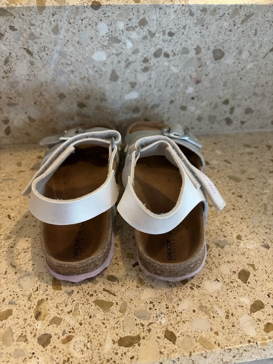 Geox Schuhe für Mädchen: Sandalen Grösse 34 – Gebraucht aus Granges-Paccot von Fwaeber 3