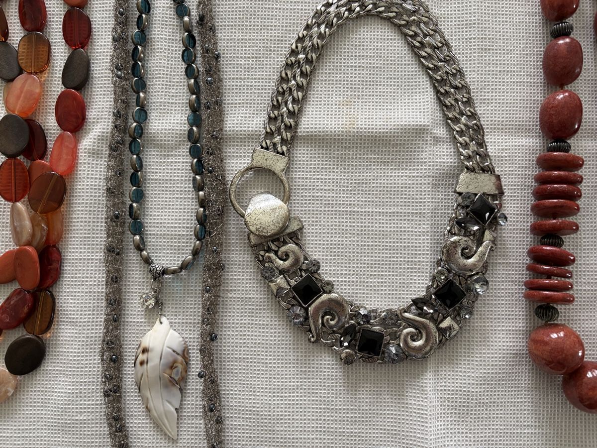 Sonstiger Schmuck: Modeschmuck – Gebraucht aus Schönenberg ZH von Roxana8820 1
