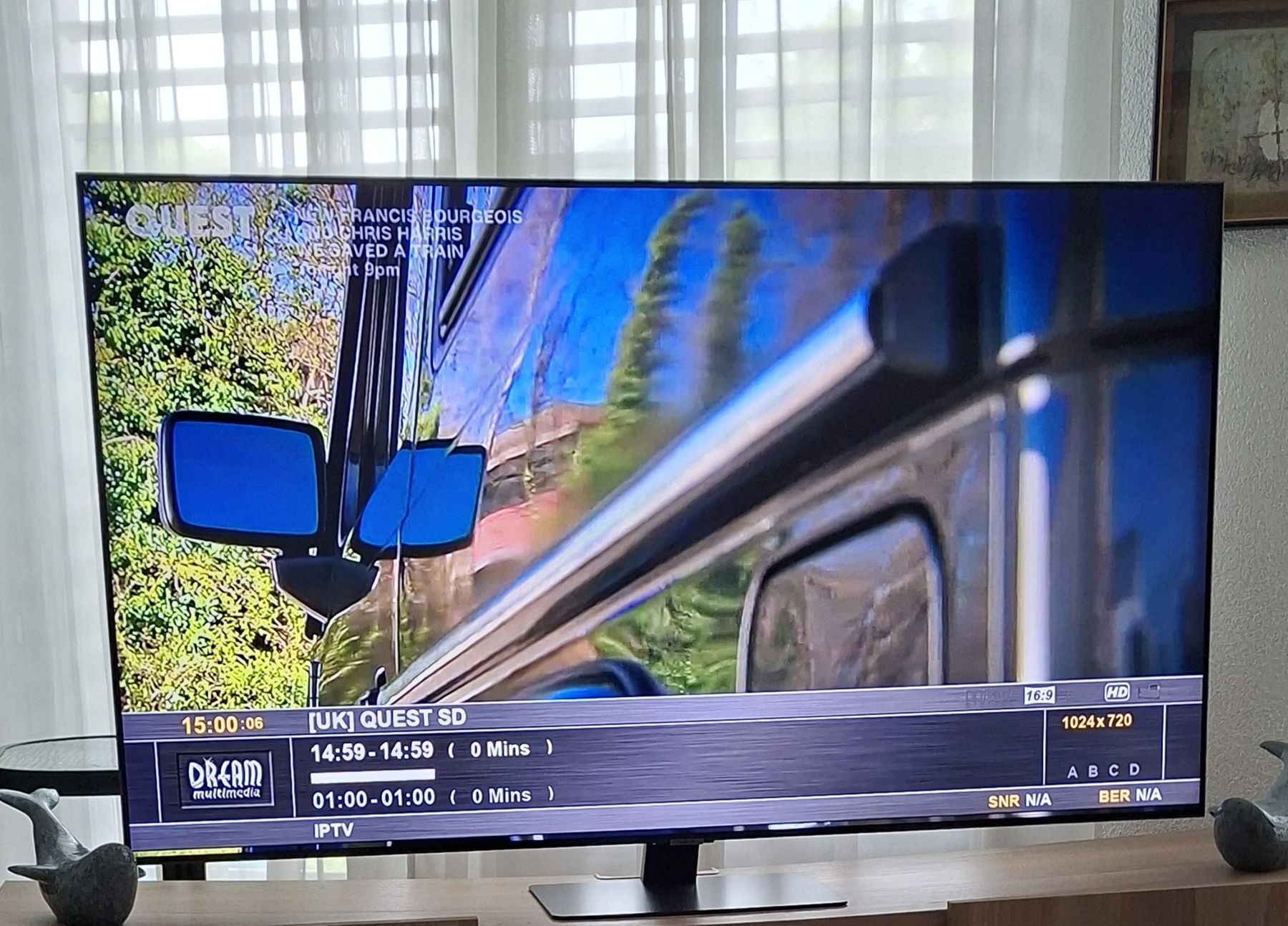 Samsung Televisori: Samsung Smart QLED 65 " – Usato da Pfungen venduto da els_b6pj