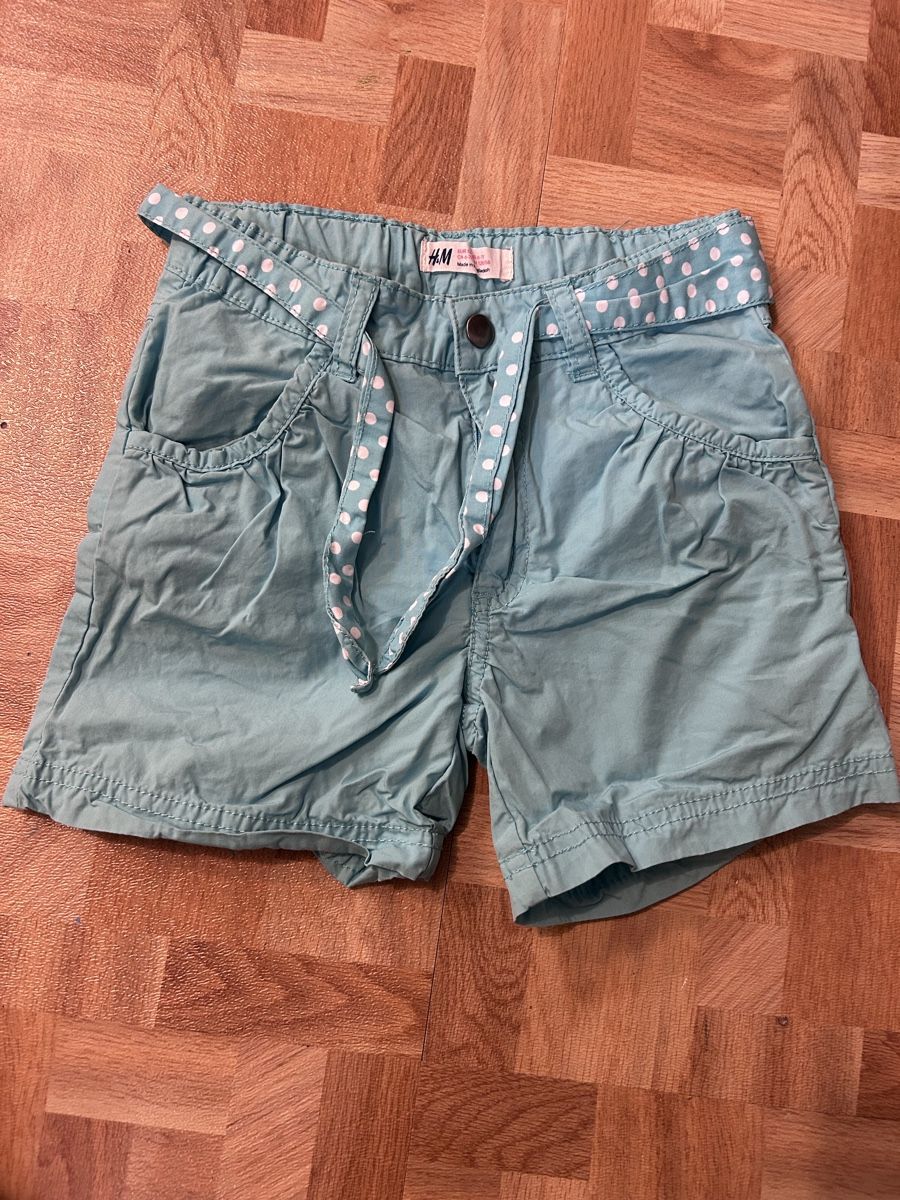 H&M Pantaloni: Shorts 122 – Usato da Jona venduto da Tidy76