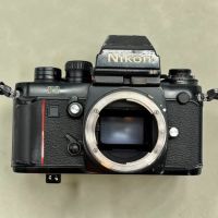 Nikon F3 HP avec dos film Nikon MF-6B Boîtier argentique