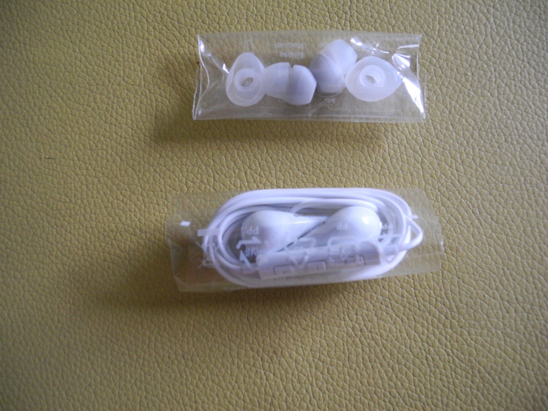 Cuffie: Kopfhörer – Nuovo e nell'imballaggio originale da Worb venduto da kebe01 1