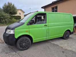 Lieferwagen VW T5 grün schwarz 352495 km 2006 gebraucht