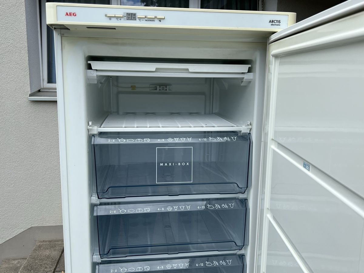 Congelatori: Gefrierschrank  – Usato da Schöftland venduto da mec_5npl 2