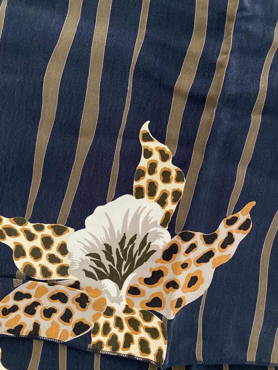 Foulard & Sciarpe: Seiden Schal 🌸 – Usato da Opfikon venduto da Luis144 4