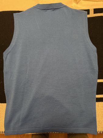 Sweater Gilet no sleeves 