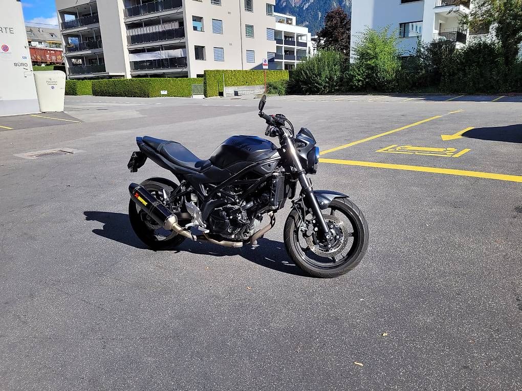 Suzuki Strasse: Suzuki SV650 zu verkaufen – Gebraucht aus Mastrils von des_f2q5
