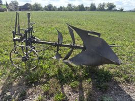 Historischer Pflug