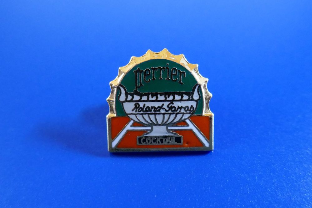 Pin's Roland-Garros Cocktail - Perrier (D'occasion) à Vuarrens pour CHF ...