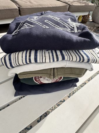 Jungs Kleiderpaket Gr140 7 Teile, Hoodies, Wanderhose..