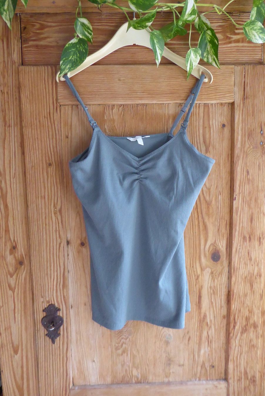 H&M Top: schönes Top H&M Gr M/L – Usato da Sargans venduto da Benziner
