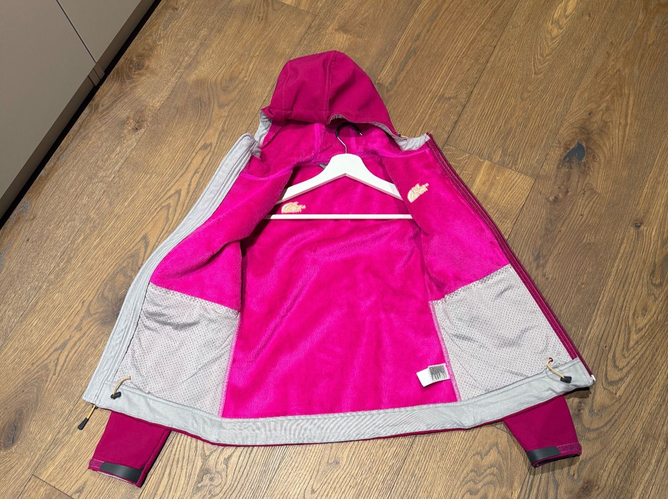 North Face Giacche: Softshelljacke pink (The North Face) – Usato da Rorschach venduto da Chbreiti 2