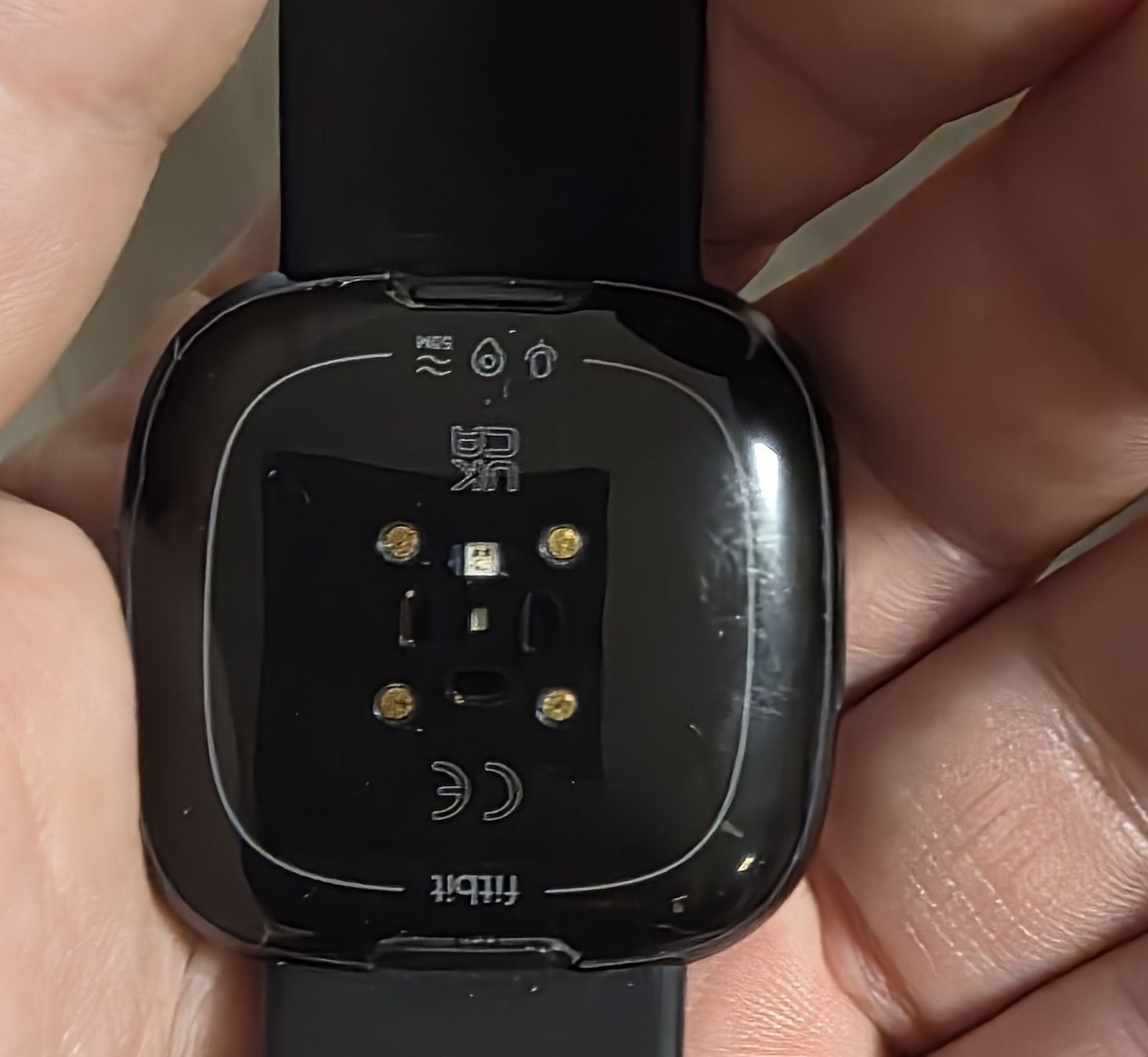 Fitbit Smartwatch: Fitbit Versa 4 ( garantie) – Neu (gemäss Beschreibung) aus Vouvry von ENEtikGaming 3