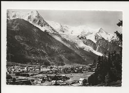 AK ca.1950 Chamonix Mont-Blanc 1050 m Vue générale