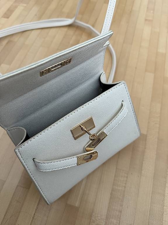 Borse da donna: Tasche Handtasche Manor – Usato da Buchs AG venduto da Cres3 3