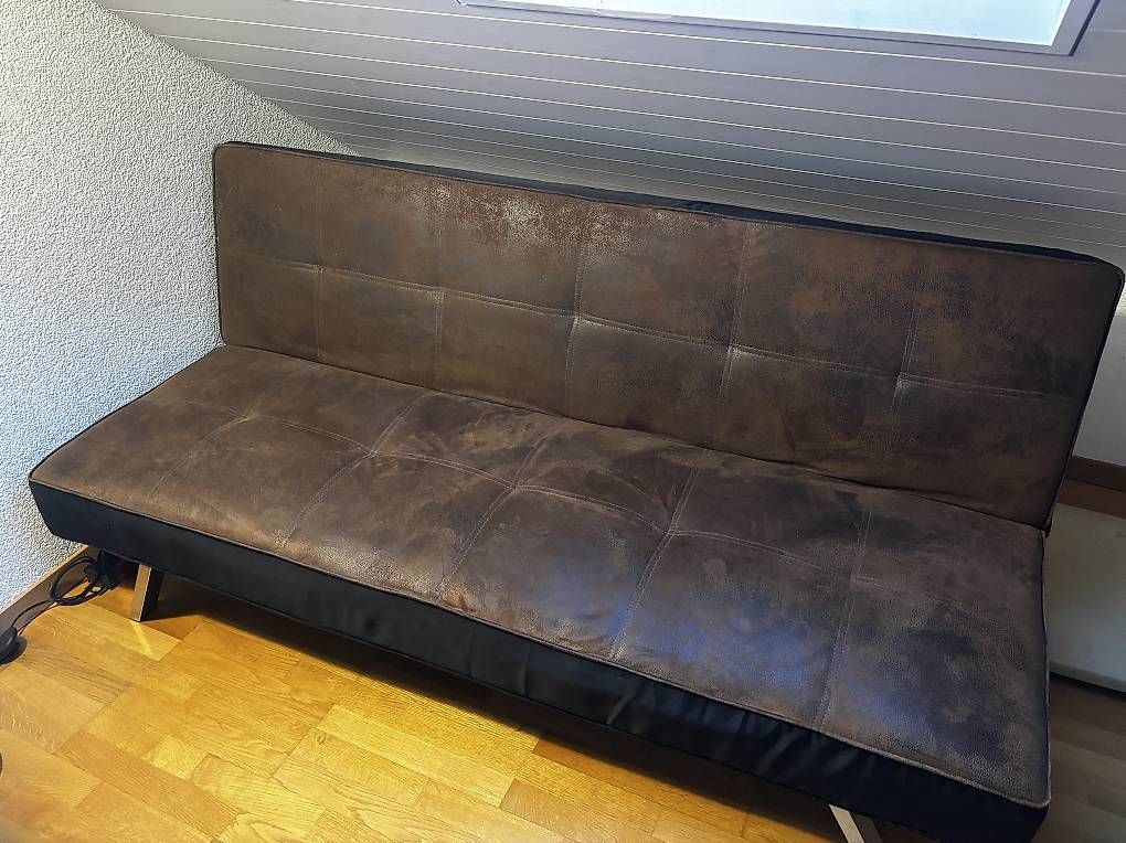 Divani: Hybrid Schlafsofa 180x110 – Usato da Rosshäusern venduto da MAP951