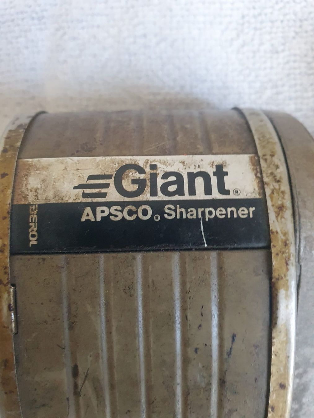 Temperini: GIANT APSCO SHARPENER BLEISTIFTSPITZER – Usato da Basel venduto da FirstClass4000 1