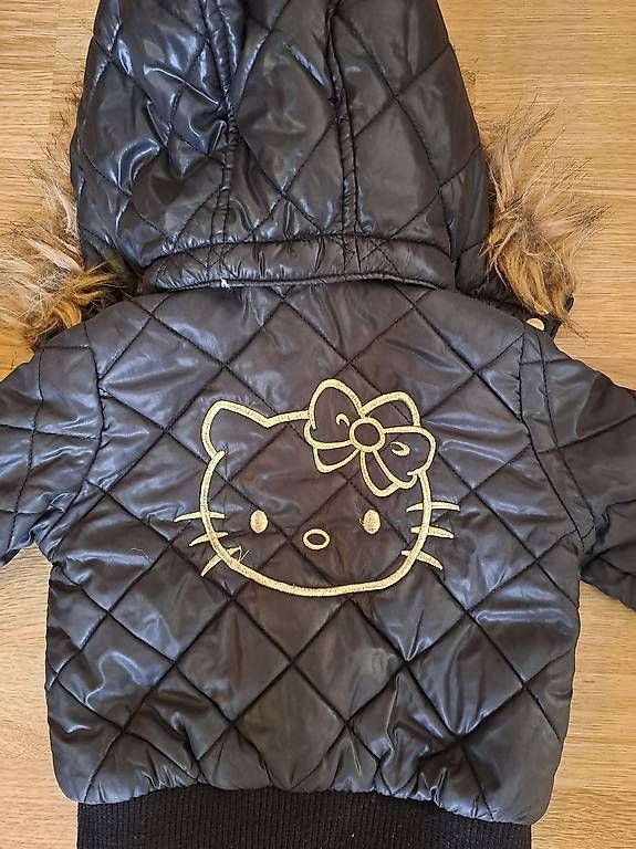 H&M Jacken & Mäntel: Winterjacke Hello Kitty - Grösse 86 – Gebraucht aus Rotkreuz von Blubberli1 1