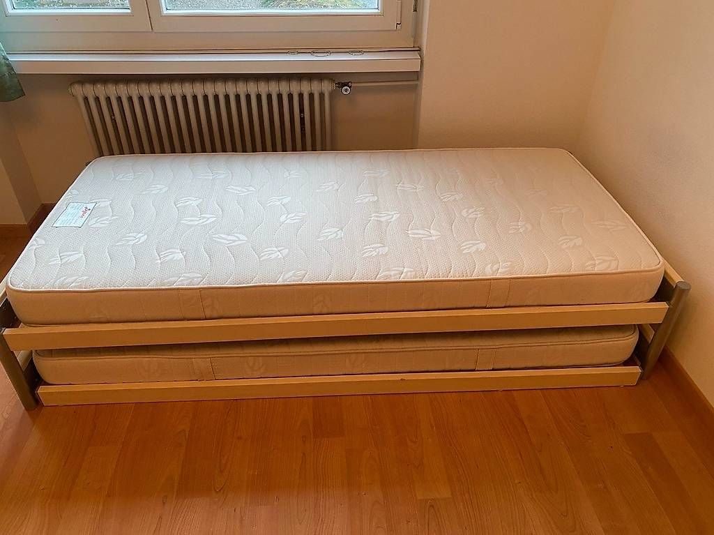Letti: Kinderbett oder Gästebett in Schweizer Qualität – Usato da Rothenburg venduto da Culebralinda