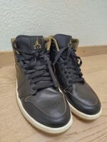 Retro Air Jordan 1 Mid Black/Metallic Gold (EU 42.5) 2015