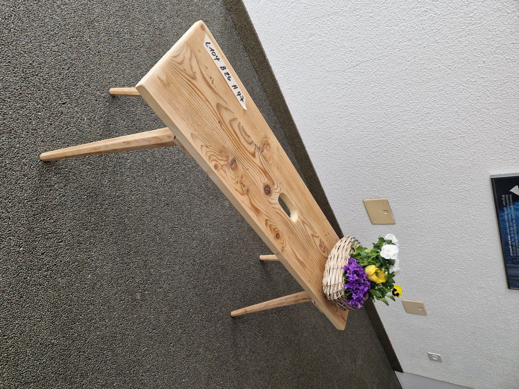 Panchine: Bänkli – Usato da Neuenegg venduto da bachopa1 1