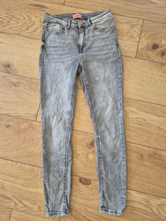 🌸 ONLY JEANS S/28 🌸