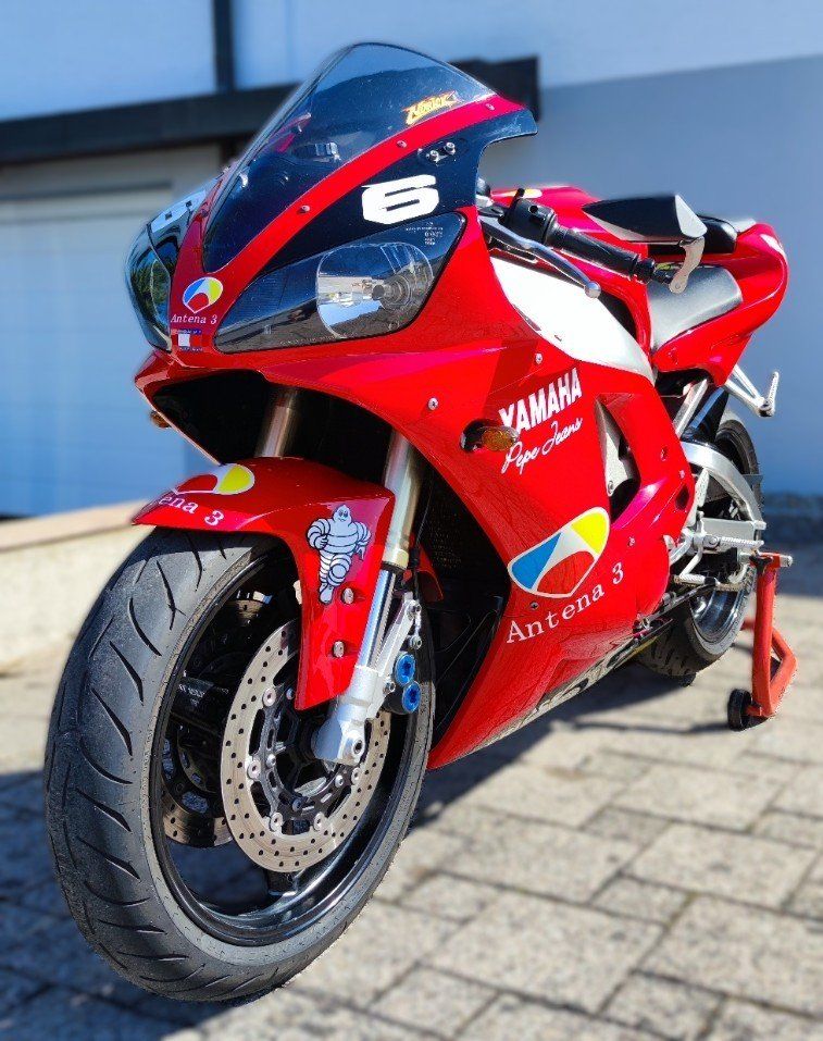 Yamaha Strasse: Motorrad Töff YAMAHA YZF-R1 – Gebraucht aus Widnau von Hugo_17 3
