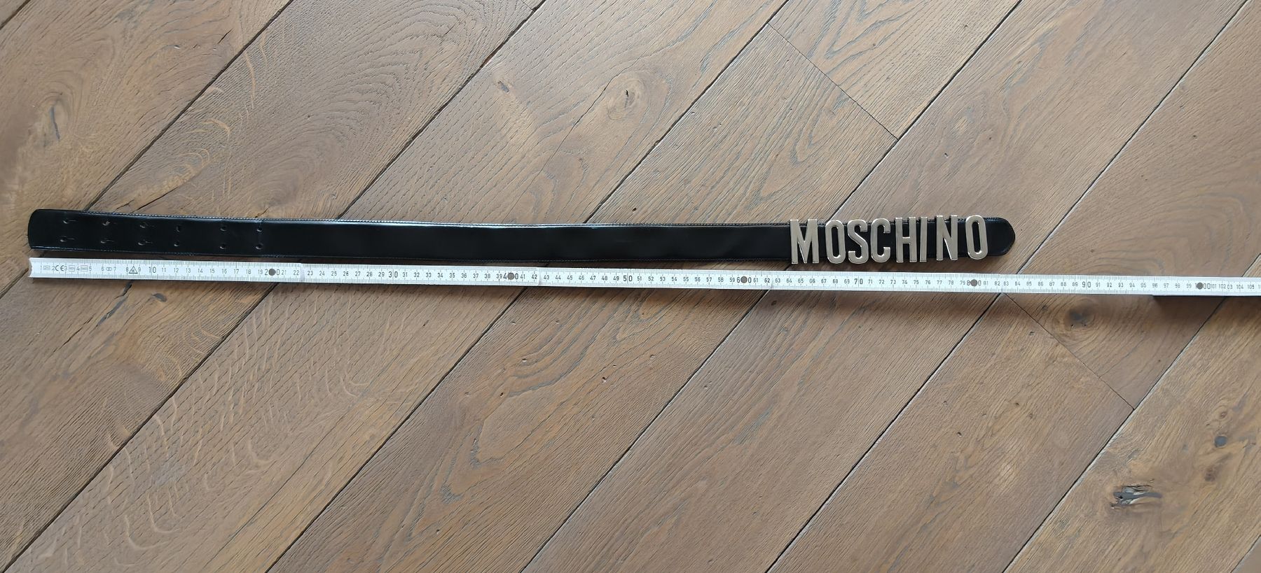 Moschino Gürtel: Moschino Taillengürtel – Gebraucht aus Lyssach von swordfishli