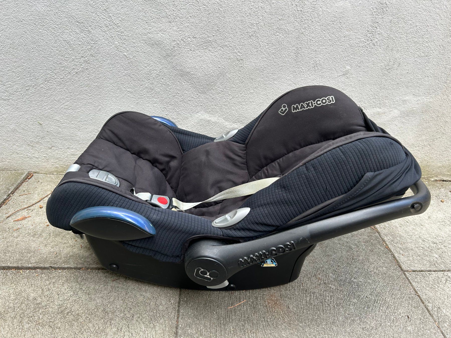 Maxi-Cosi Sièges auto: Maxi-Cosi Babyschale / Autositz – D'occasion à Zürich par sei_c56t 3
