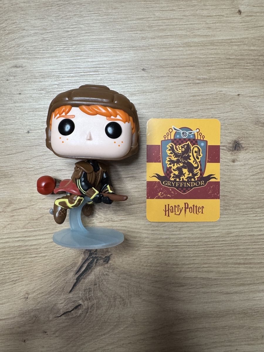 Funko Figuren: Funko Pop Special! Harry Potter Ron Weasley Quidditch – Gebraucht aus Biberist von etesummer