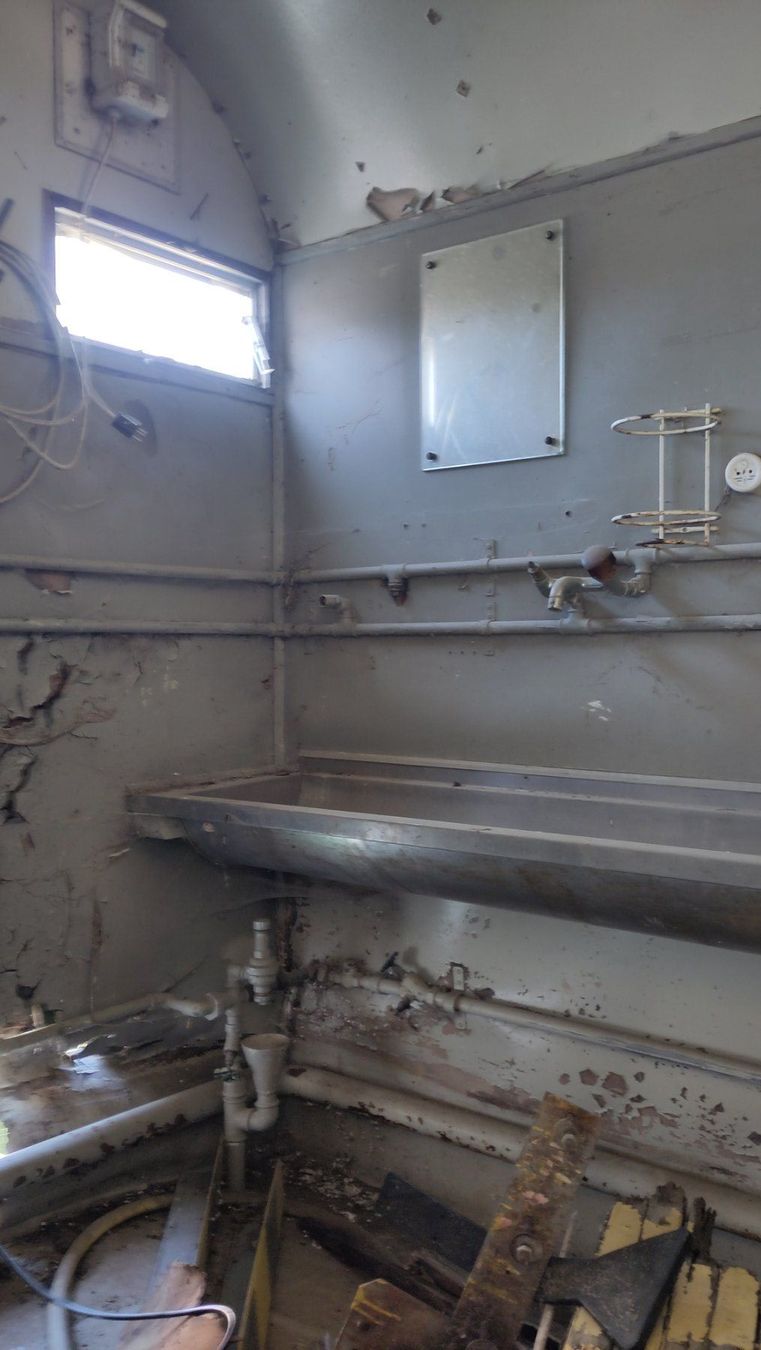 Rimorchi: alter Bauwagen/WC Wagen – Difettoso da Muri venduto da soeribeat 4